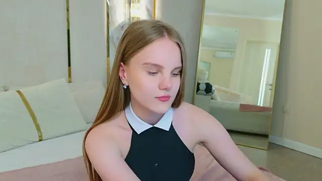 Lili_Lohan webcam