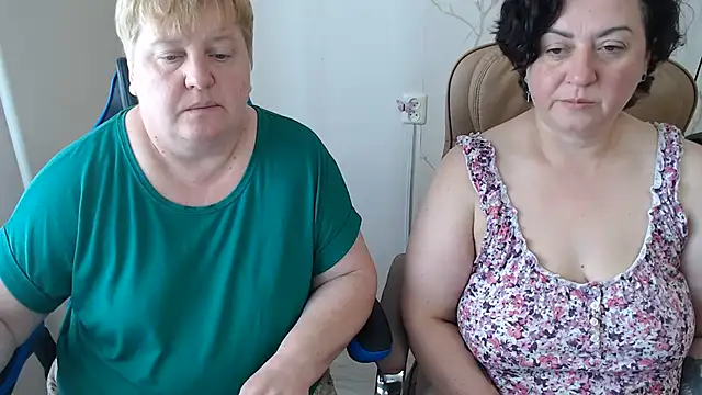 Lindy-Jeanie webcam