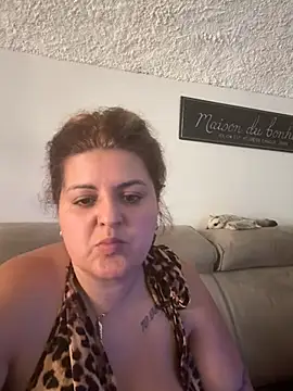 Velvetshadow_48 webcam