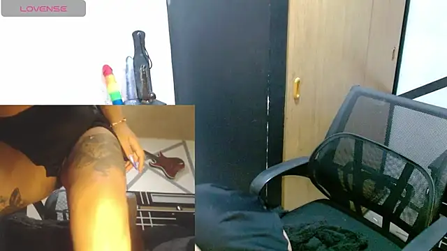 miss_cloverrr webcam