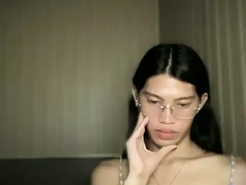 Yourgoddess_jayve webcam