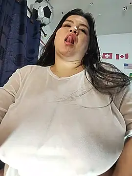 LucyDiamonds1 webcam