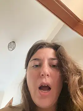 kate_nicepops333221 webcam