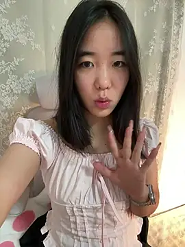 lucy2027 Live Web Cam Show