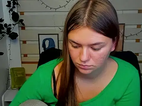 Josephine_Kiss webcam
