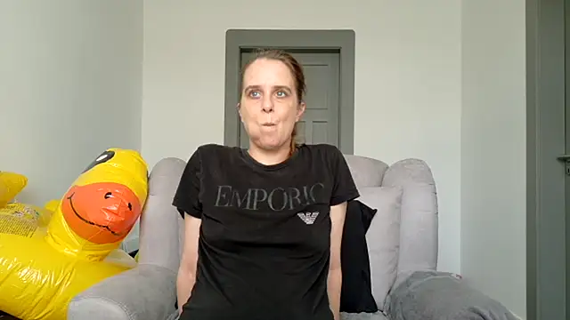 Chantalee webcam