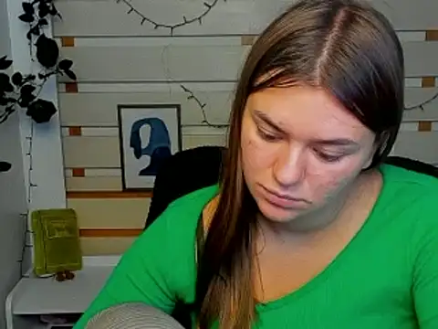Josephine_Kiss webcam