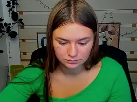 Josephine_Kiss webcam