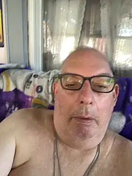 CharlieWeaver22 webcam