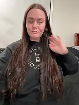 carinabro10 webcam