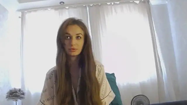 Adelina_Langoria webcam