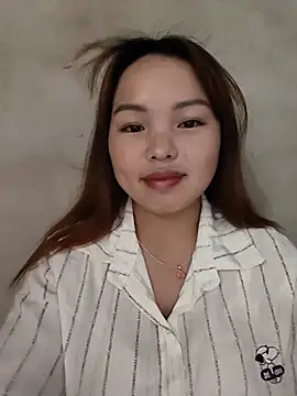 Mina_xYx webcam