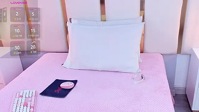 KamilaVegga webcam