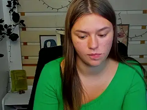 Josephine_Kiss webcam