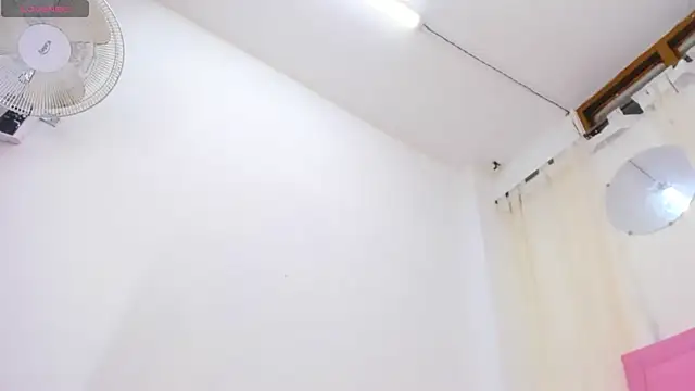 Michellcockxxx webcam