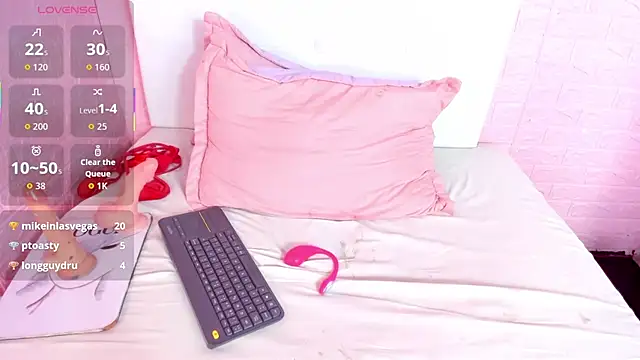 Celeste_Rox webcam