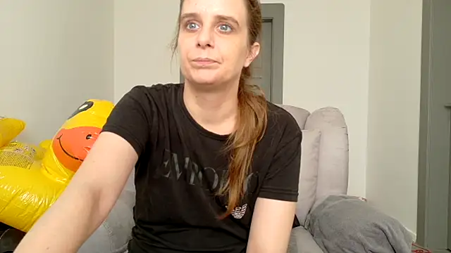 Chantalee webcam