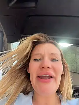justmilaa webcam