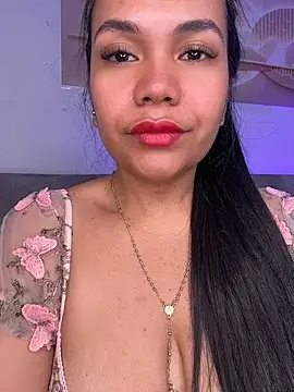 NoahJade webcam