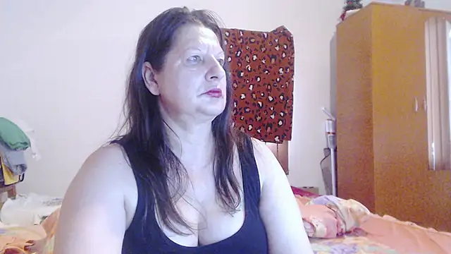ExtasyMature webcam