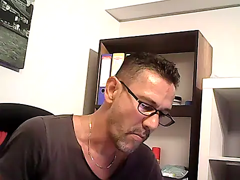mastercharisma35 webcam