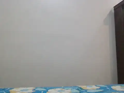 Ishaa_22 webcam