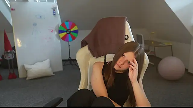 Monika_kiss054 webcam