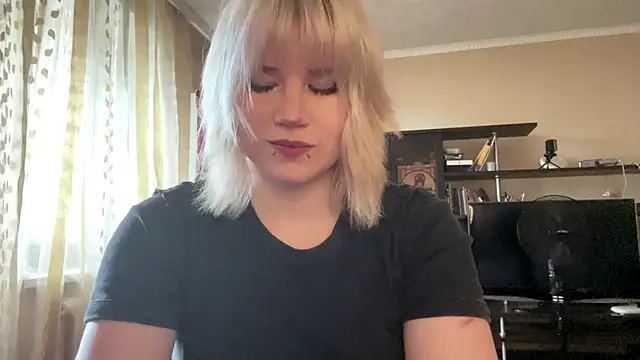 HelloKinki webcam