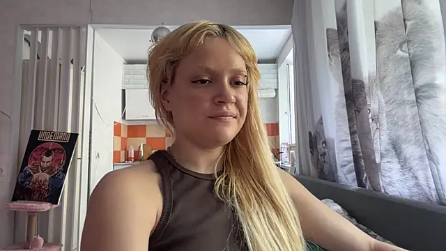FreedaDeloach webcam