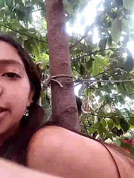aziel_ardiente webcam