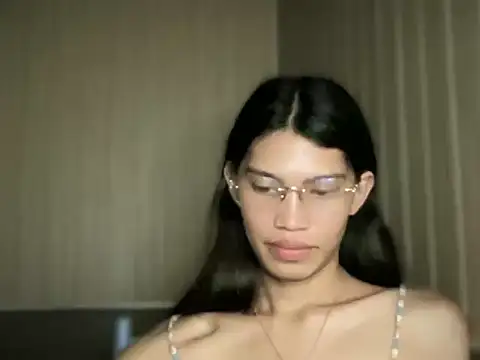 Yourgoddess_jayve webcam