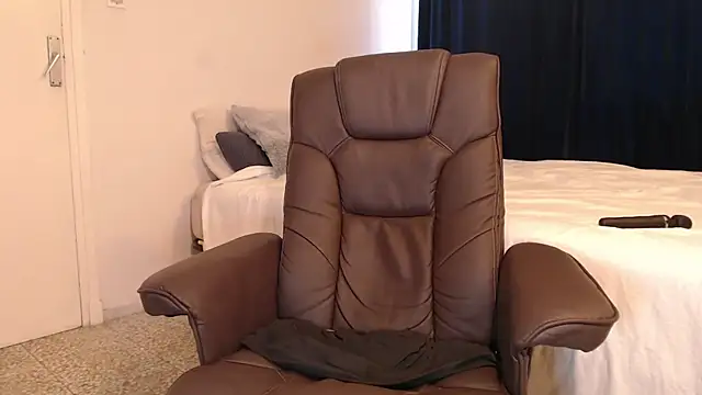 devil_modest webcam