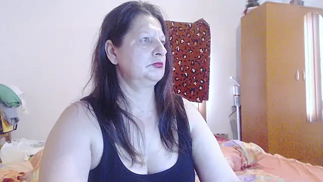 ExtasyMature webcam