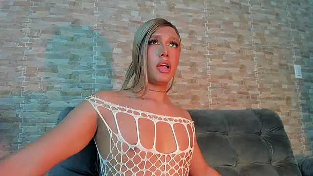 Dreams_Chloe Live Web Cam Show