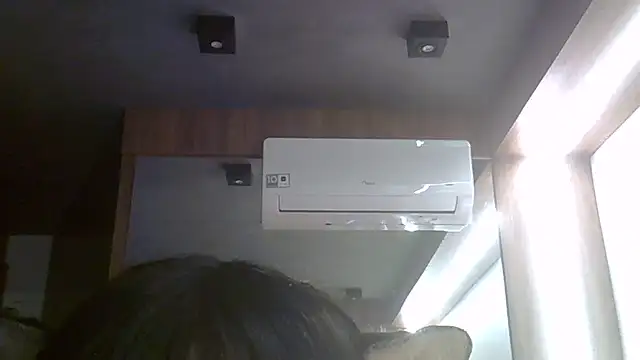 SkinnyKitten Live Web Cam Show