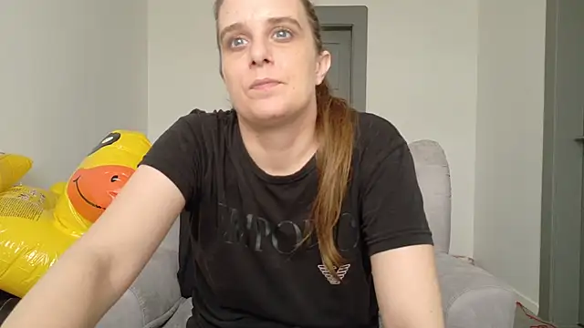 Chantalee webcam