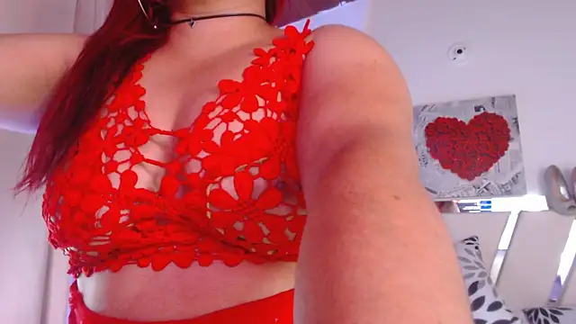 Amara_Red webcam