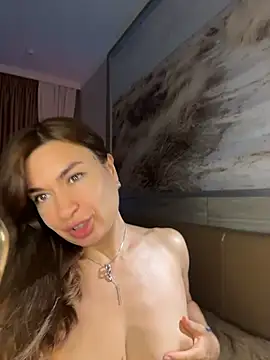 Mary_Kiitty webcam