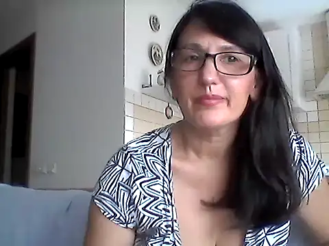 Elena48324 webcam
