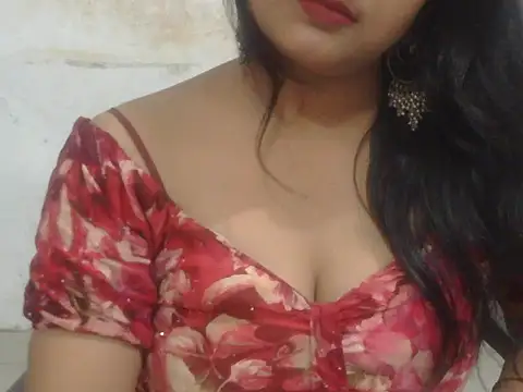 POOJA_199 webcam