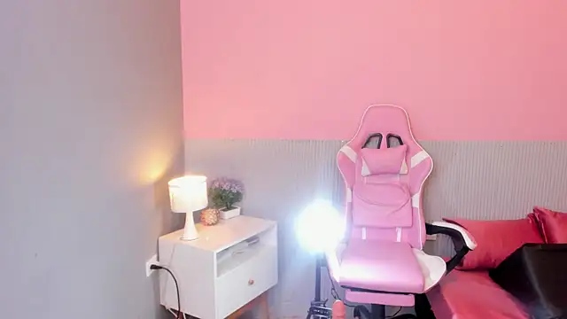 Laraebony_ webcam