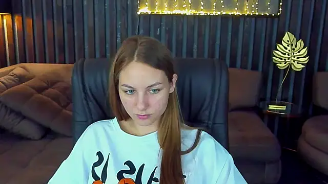 MilaAddams webcam