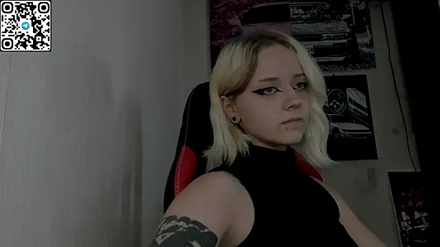 Holy_Mistress_S webcam