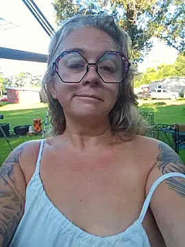 Blondejenn webcam