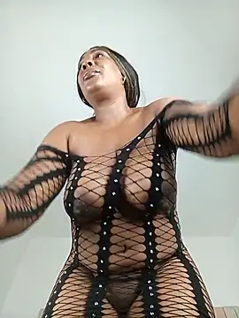 MadameEbony webcam