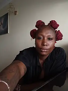 Val_Cee webcam