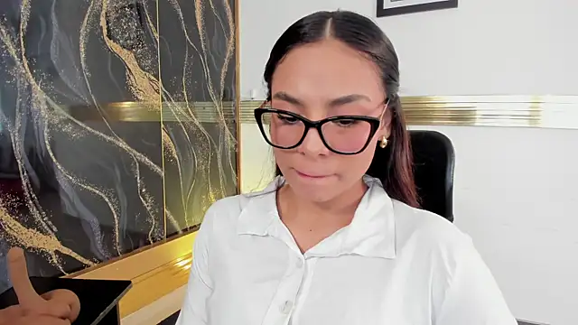 amira_cute2 webcam