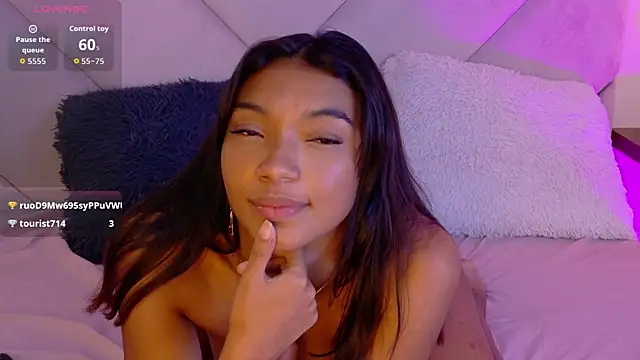 Miiaa_Spencer webcam