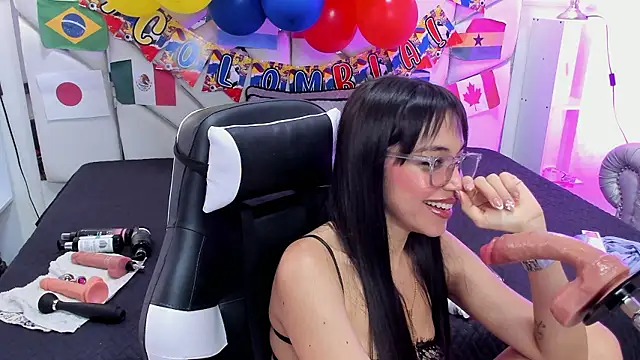 GabbieSkinny webcam