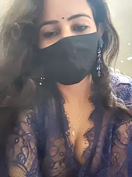 Kanika_76 webcam